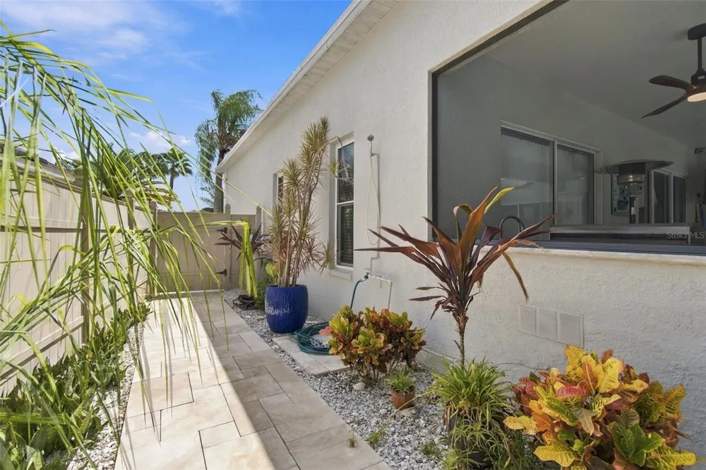 2501 BAY FIELD COURT Holiday, FL 34691