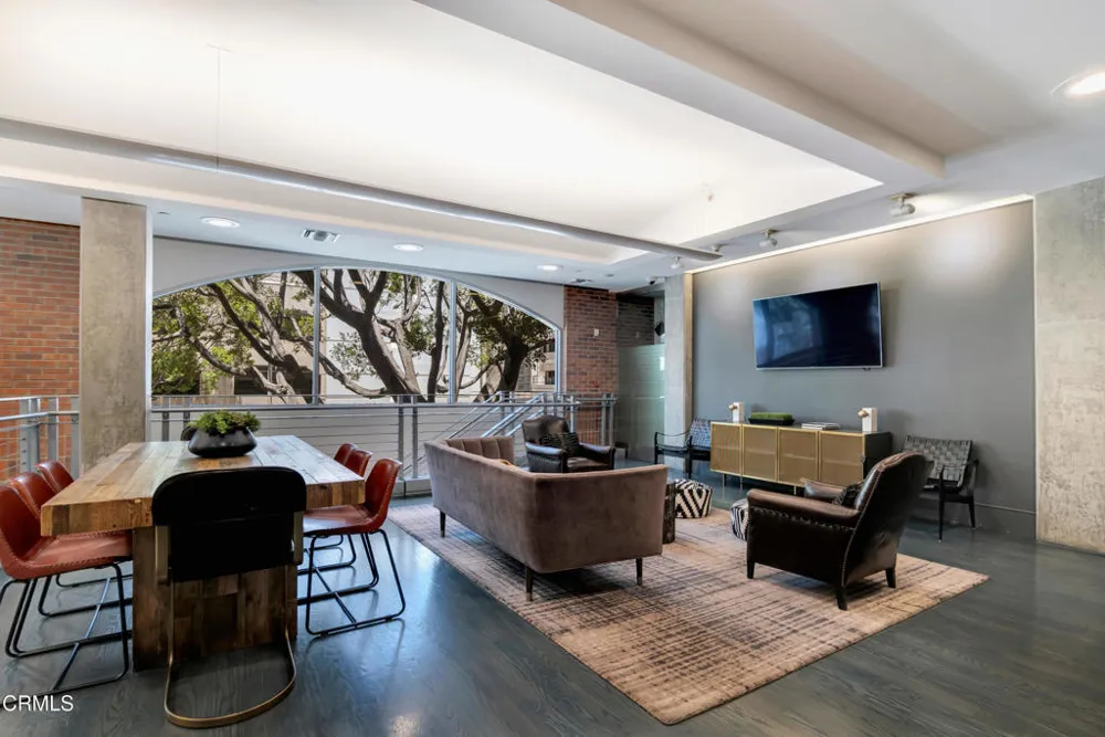 840 E Green Street #329 Pasadena, CA 91101