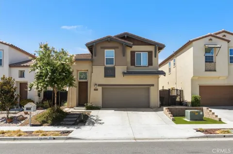 38496 Windingwalk