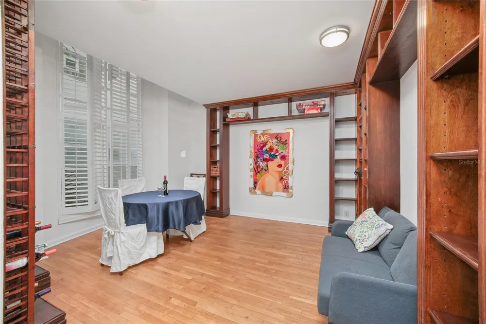 4950 BAYSHORE BOULEVARD #16 Tampa, FL 33611