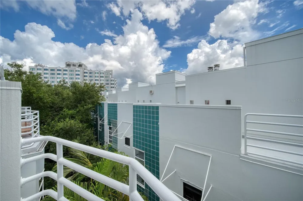 4950 BAYSHORE BOULEVARD #16 Tampa, FL 33611