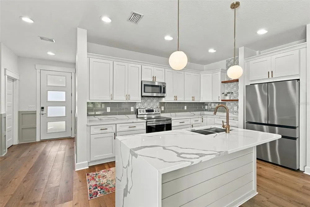 7409 S SPARKMAN STREET Tampa, FL 33616