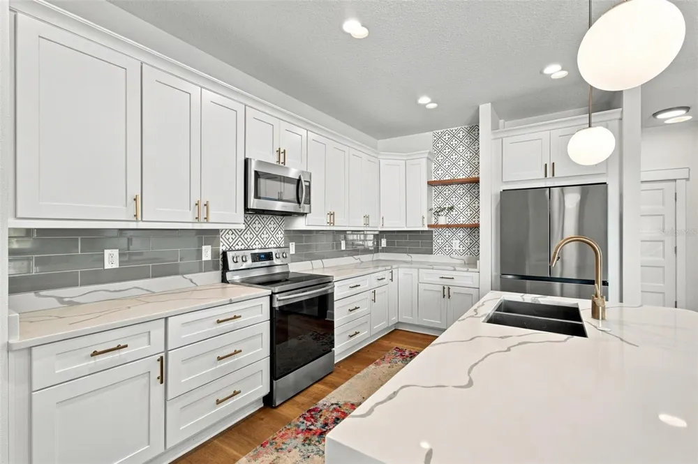 7409 S SPARKMAN STREET Tampa, FL 33616