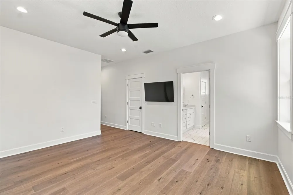 7409 S SPARKMAN STREET Tampa, FL 33616