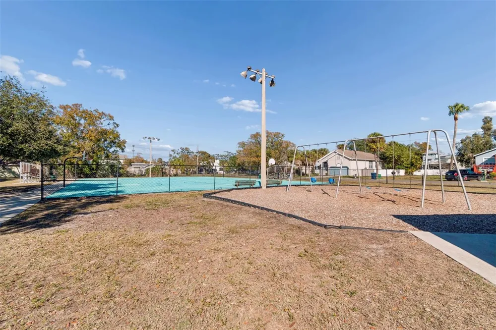7409 S SPARKMAN STREET Tampa, FL 33616