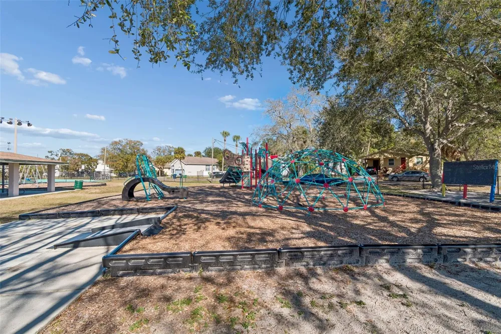 7409 S SPARKMAN STREET Tampa, FL 33616