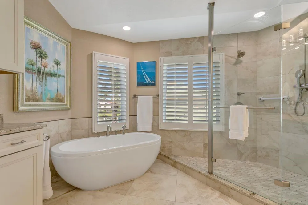205 6TH STREET E Tierra Verde, FL 33715