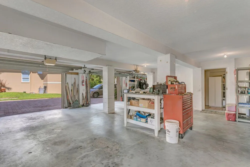 205 6TH STREET E Tierra Verde, FL 33715