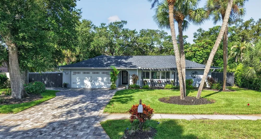 10588 139TH WAY Largo, FL 33774