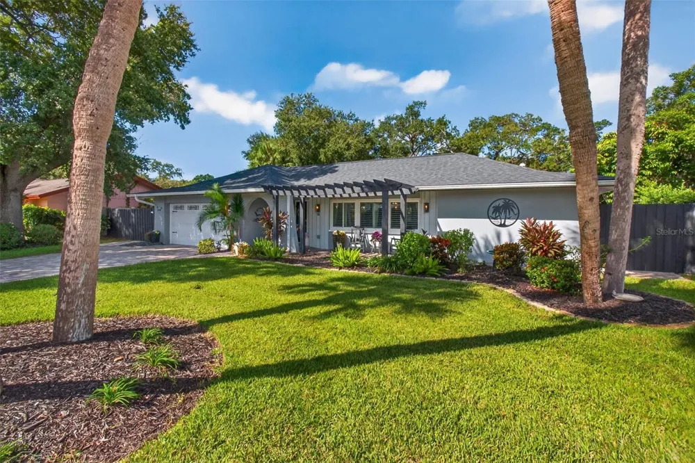 10588 139TH WAY Largo, FL 33774