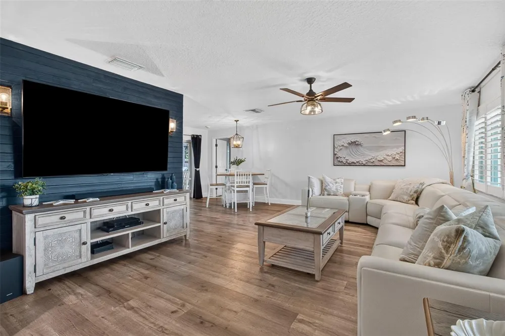 10588 139TH WAY Largo, FL 33774