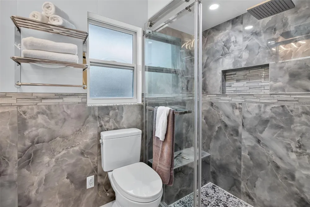10588 139TH WAY Largo, FL 33774