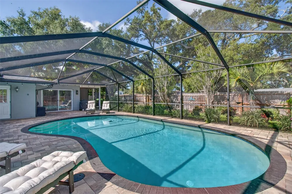 10588 139TH WAY Largo, FL 33774