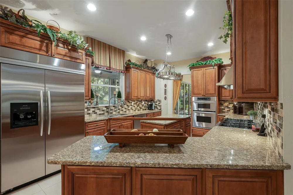 24201 OAKS BOULEVARD Land O Lakes, FL 34639