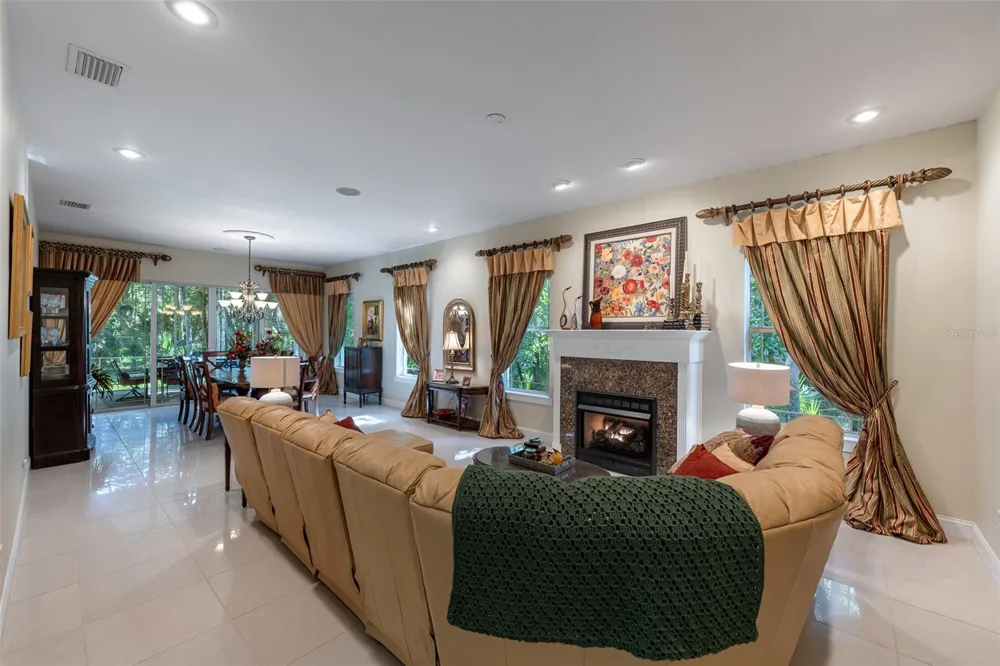 24201 OAKS BOULEVARD Land O Lakes, FL 34639