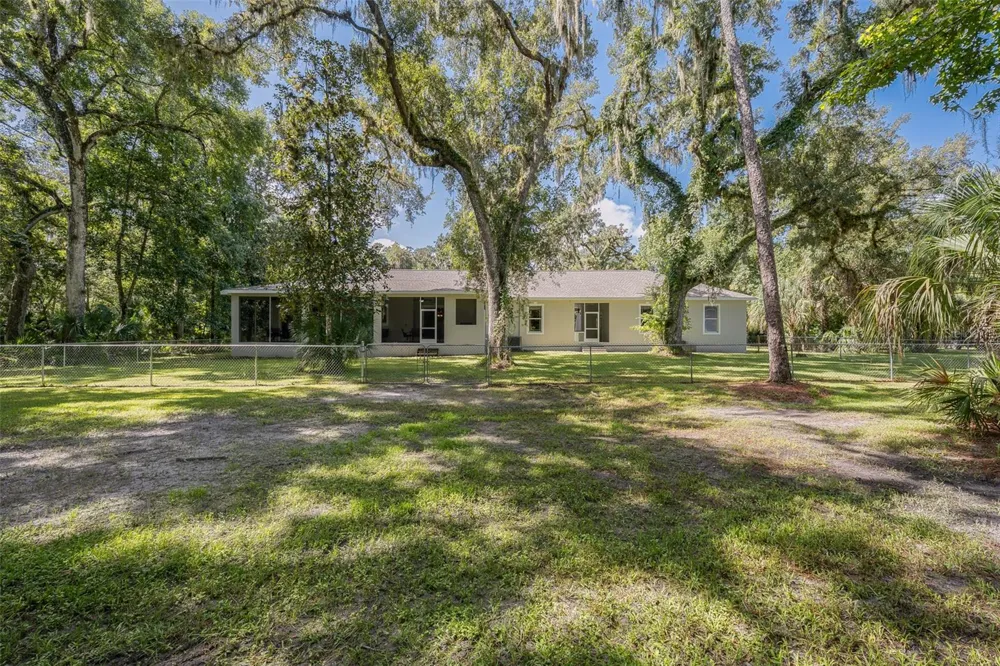 24201 OAKS BOULEVARD Land O Lakes, FL 34639