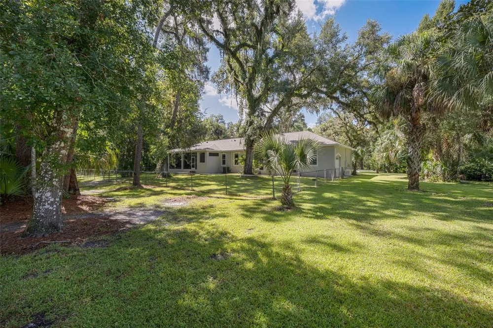 24201 OAKS BOULEVARD Land O Lakes, FL 34639