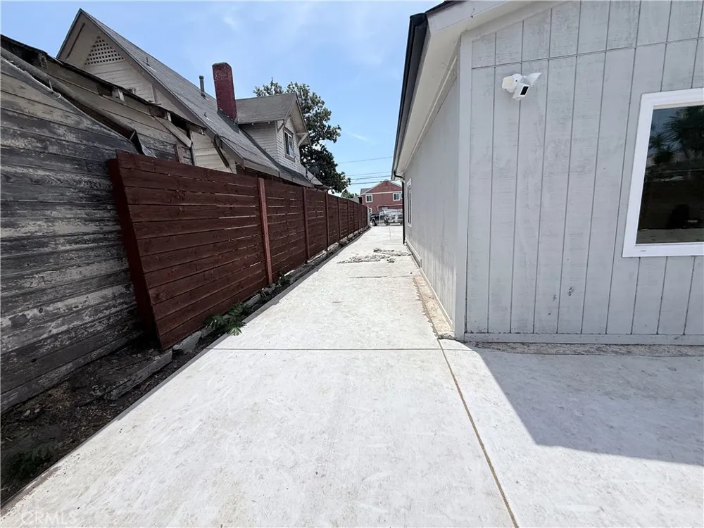 1727 W Santa Ana Boulevard Santa Ana, CA 92703