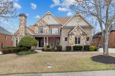 2302 Walkers Glen Lane