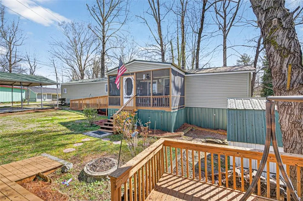 5520 Mount Shores Circle Gainesville, GA 30506