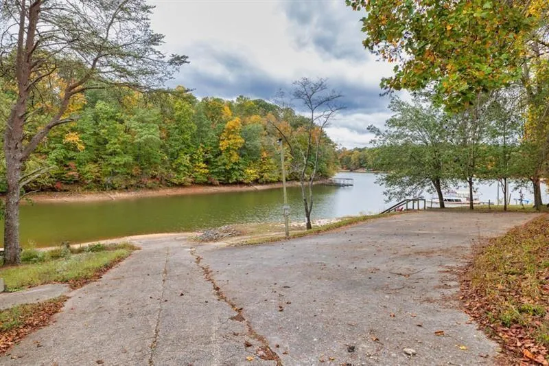 5520 Mount Shores Circle Gainesville, GA 30506