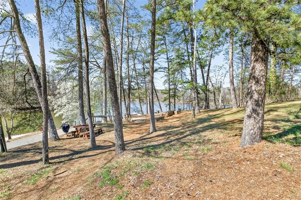 5520 Mount Shores Circle Gainesville, GA 30506