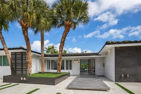 20501 NE 22nd Pl