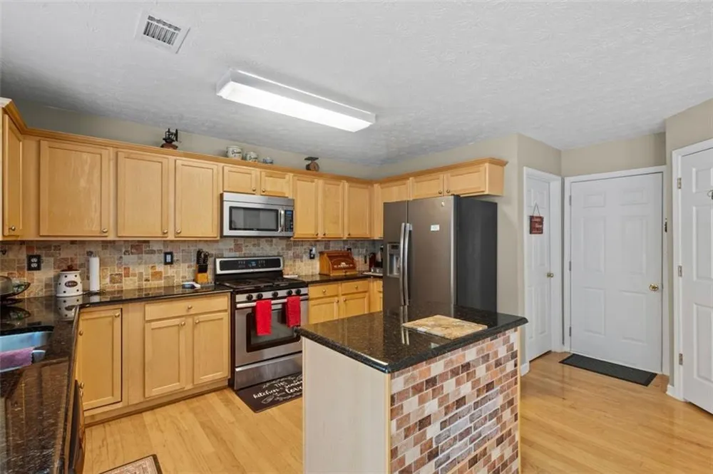 1138 Mitford Lane Dacula, GA 30019