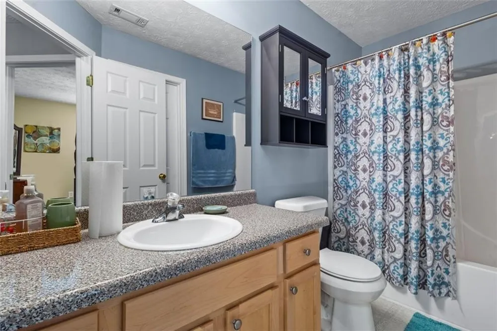 1138 Mitford Lane Dacula, GA 30019
