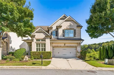 7290 Jamestown