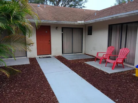 1507 HAWTHORNE PLACE