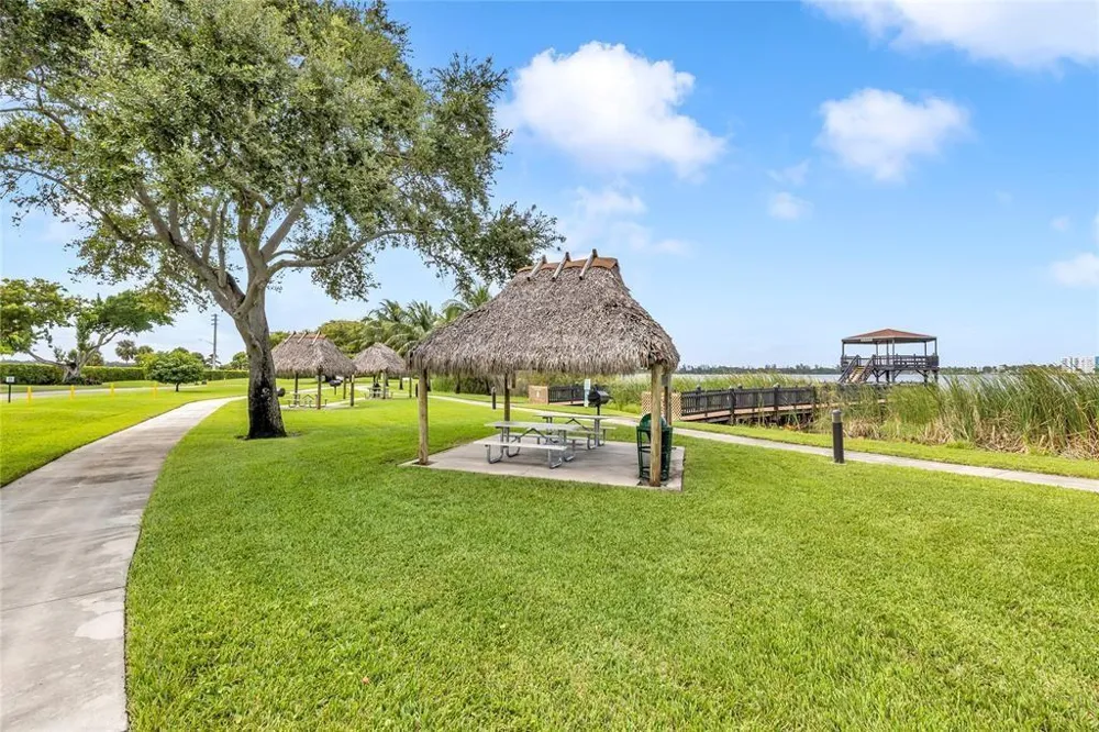 118 Lake Emerald Drive #103 Oakland Park, FL 33309
