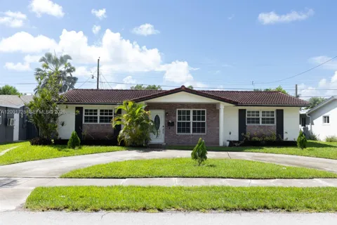 1320 Arthur St #1320