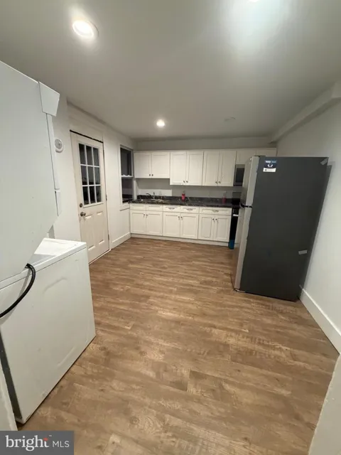 649 FREMONT STREET