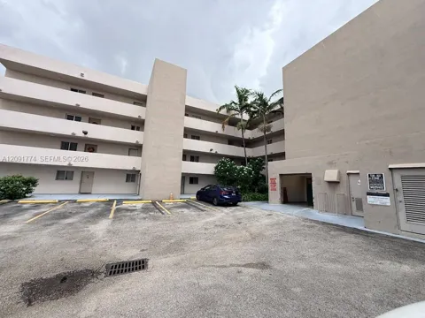 6091 W 22nd Ct #407