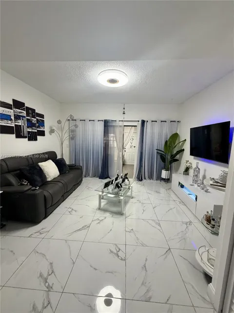 270 NW 71st Ave #4