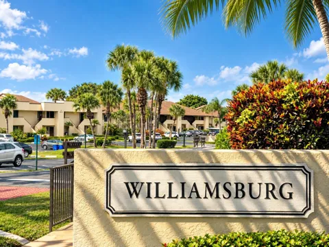 6303 SE WILLIAMSBURG DRIVE #201