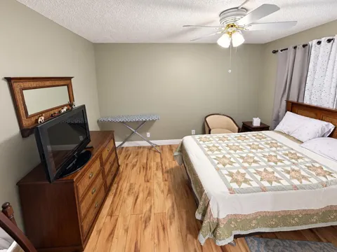 3810 VIA POINCIANA #303