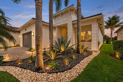 8543 Julian Alps Lane