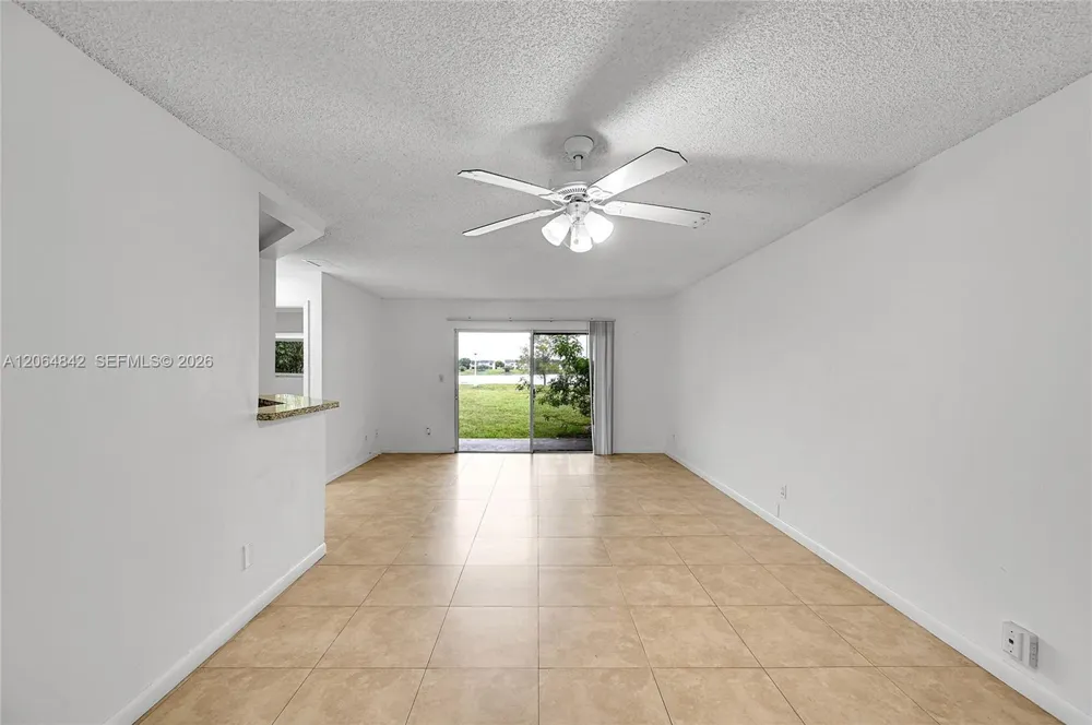 3453 NW 44th St #107 Oakland Park, FL 33309