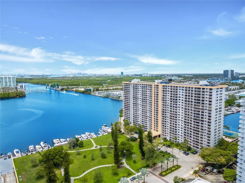 290 174th St #611 Sunny Isles Beach, FL 33160