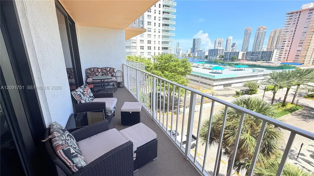 290 174th St #611 Sunny Isles Beach, FL 33160