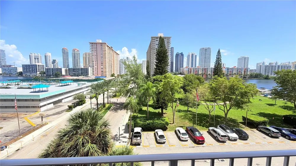 290 174th St #611 Sunny Isles Beach, FL 33160