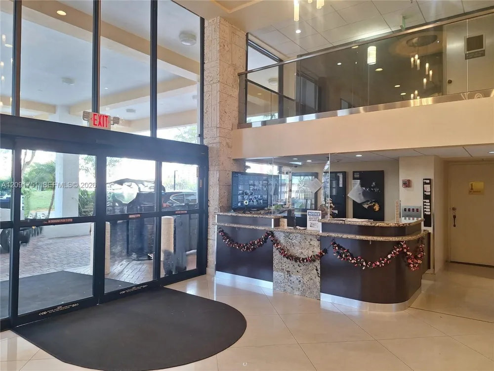 290 174th St #611 Sunny Isles Beach, FL 33160