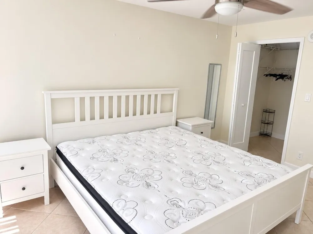17021 BAY ROAD #816 Sunny Isles Beach, FL 33160