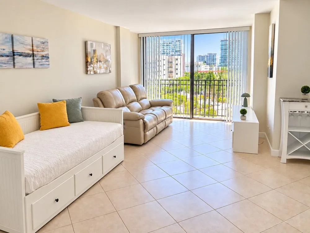 17021 BAY ROAD #816 Sunny Isles Beach, FL 33160