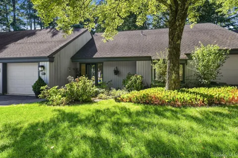 351 Heritage Hills #B
