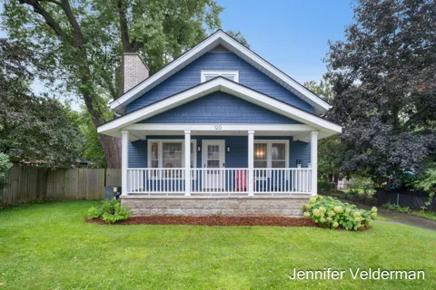 120 E Division Street NE