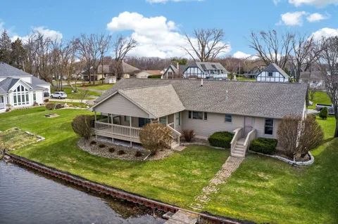 62546 Diamond View Drive