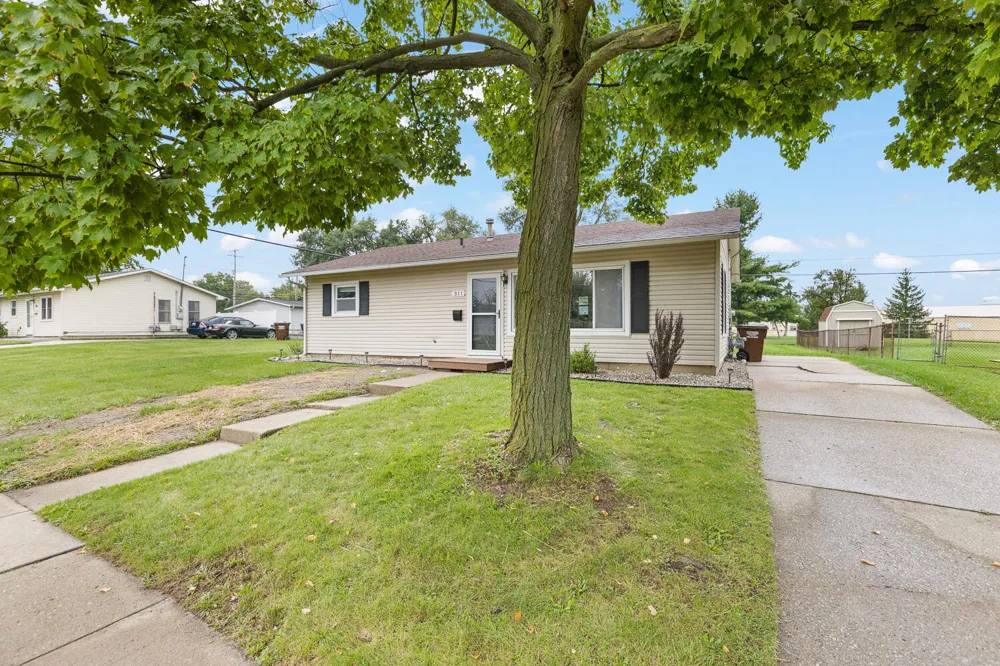 311 March Drive Adrian, MI 49221